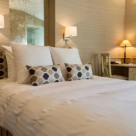 Отель Le Square 3*