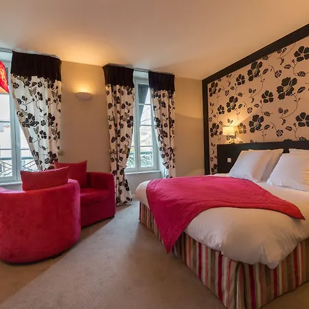 Отель Le Square 3*