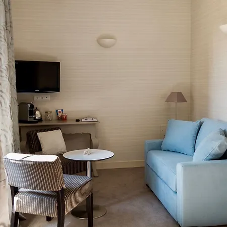 Le Square Отель 3*