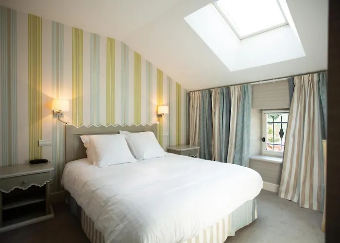 Le Square Hotel Astaffort