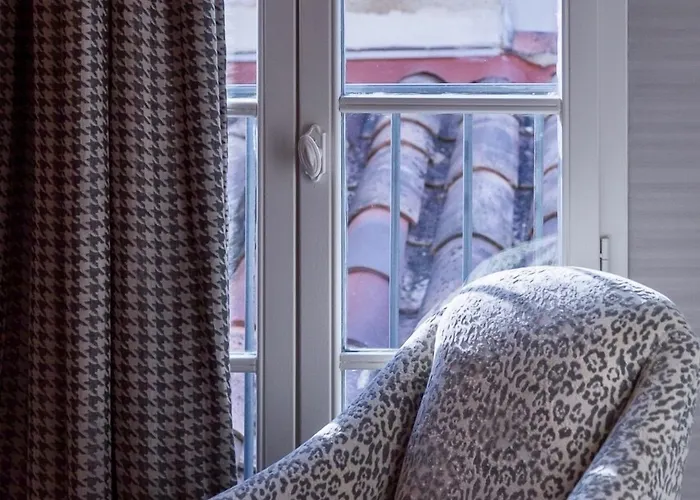 Le Square Hotel Astaffort