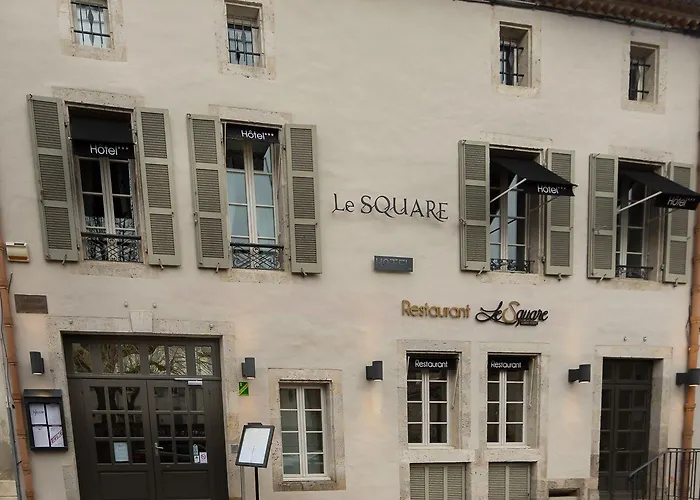 Le Square Hotel Astaffort