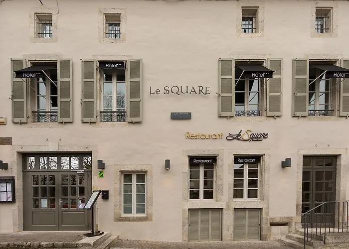 Le Square Hotel Astaffort